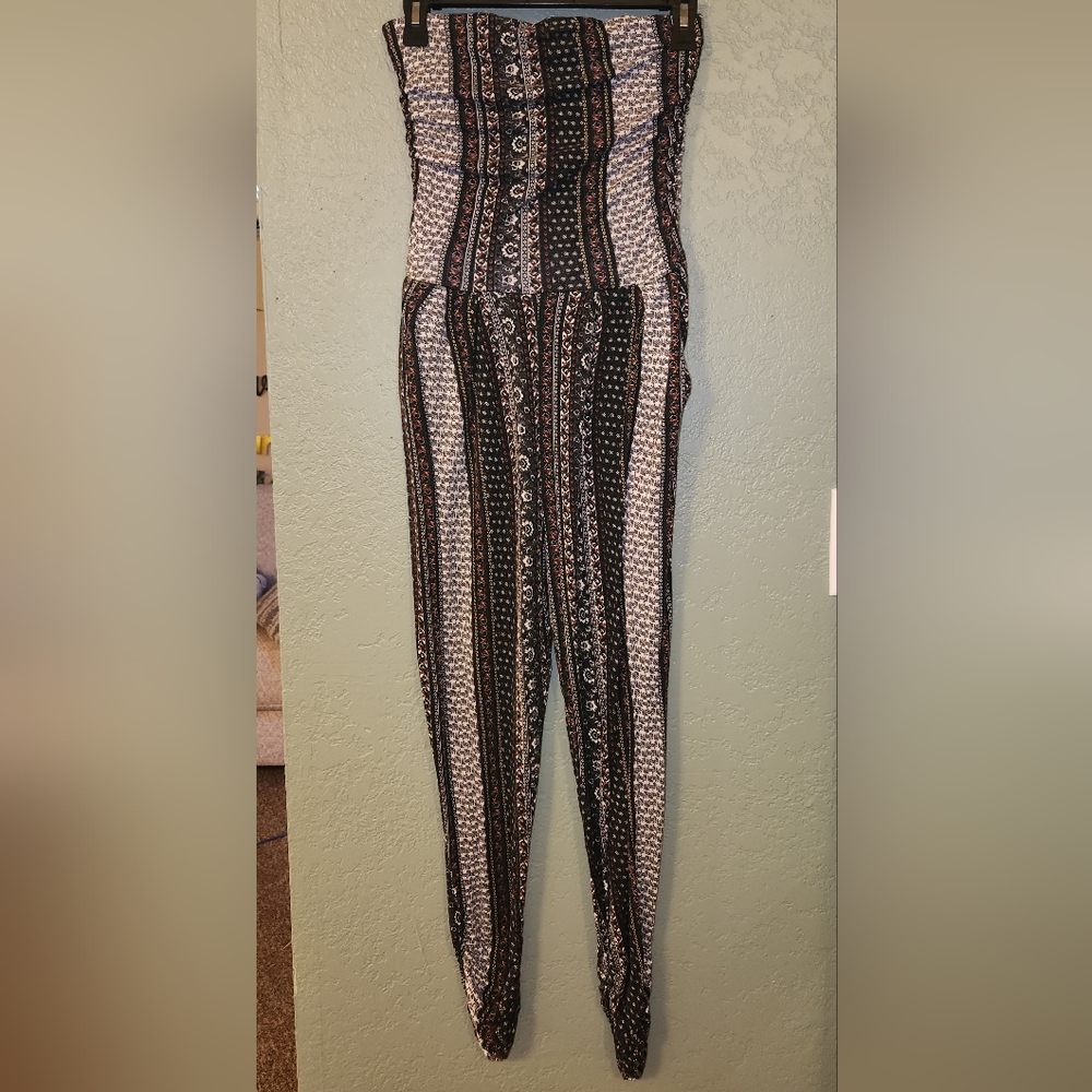 Strapless Fitted Pattern Printed Jumpsuit - New - image 1